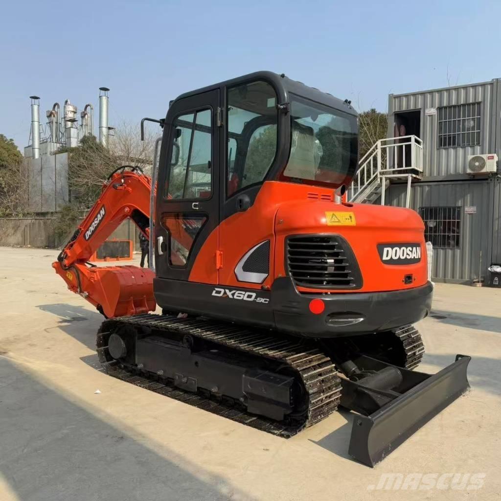 Doosan DX 60-9 C Mini Escavadoras <7t