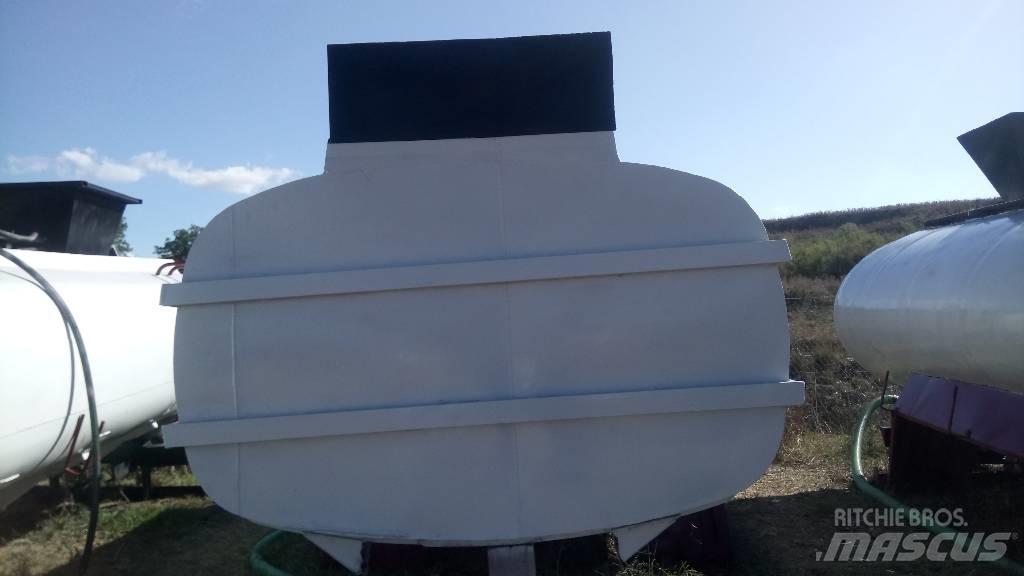  Water tank 8600 lt Transportes - Outros
