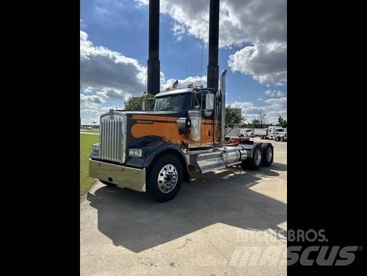 Kenworth W 900 Tractores (camiões)