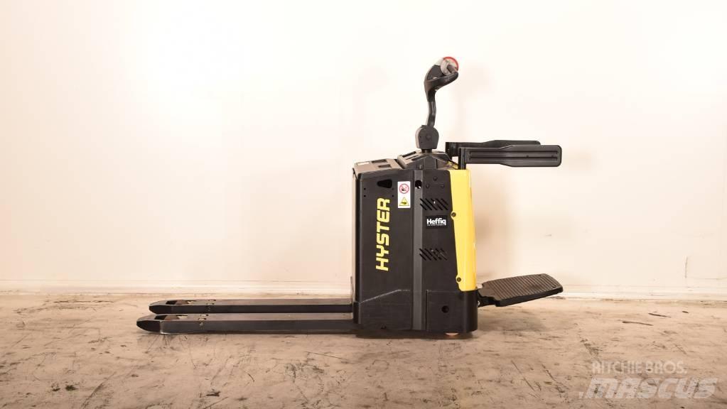 Hyster P 2.0 S Porta-paletes com plataforma
