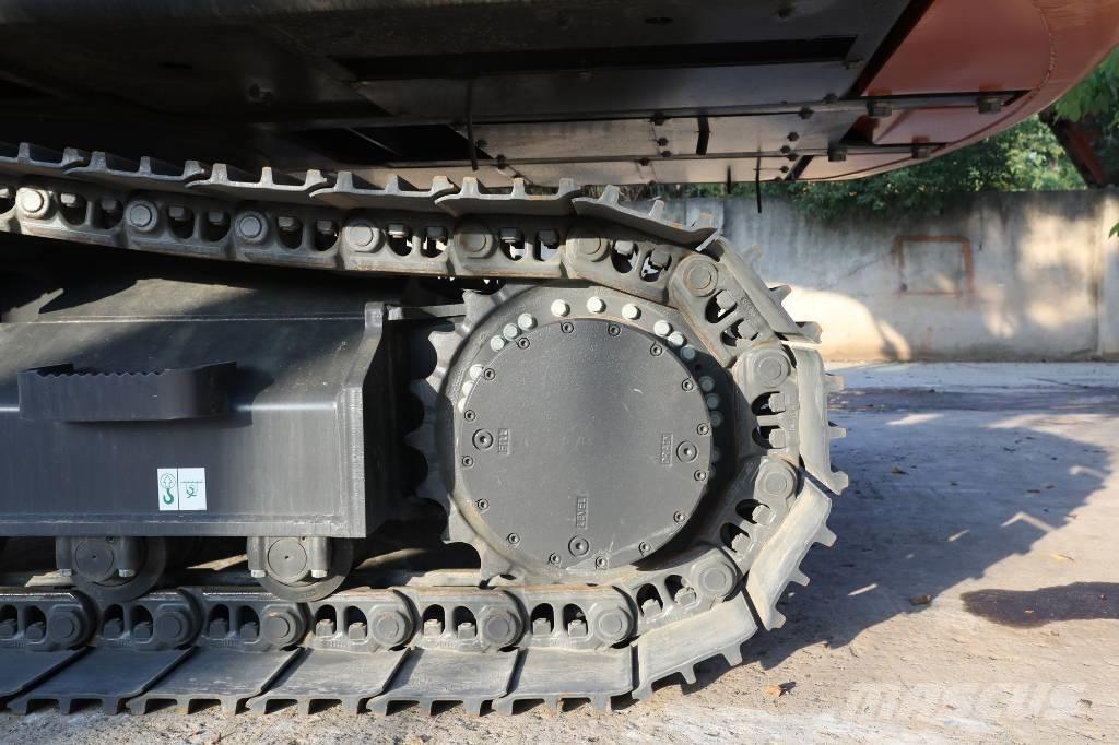 Develon DX 205 Escavadoras Midi 7t - 12t