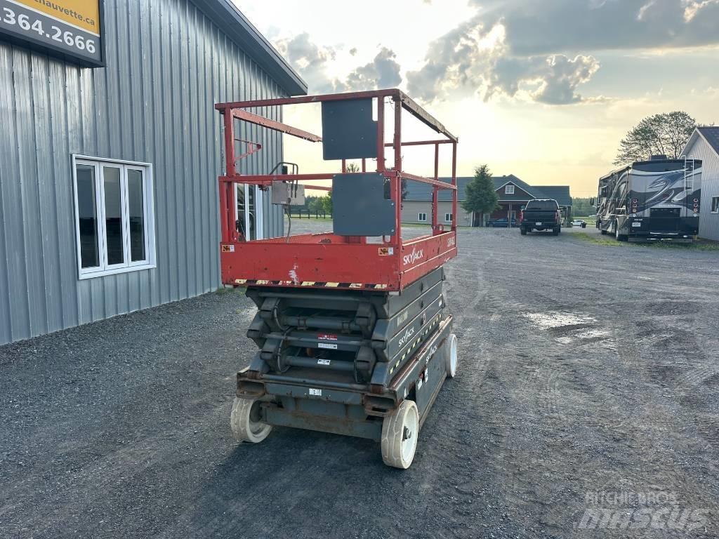 SkyJack SJ 4632 Elevadores de tesoura