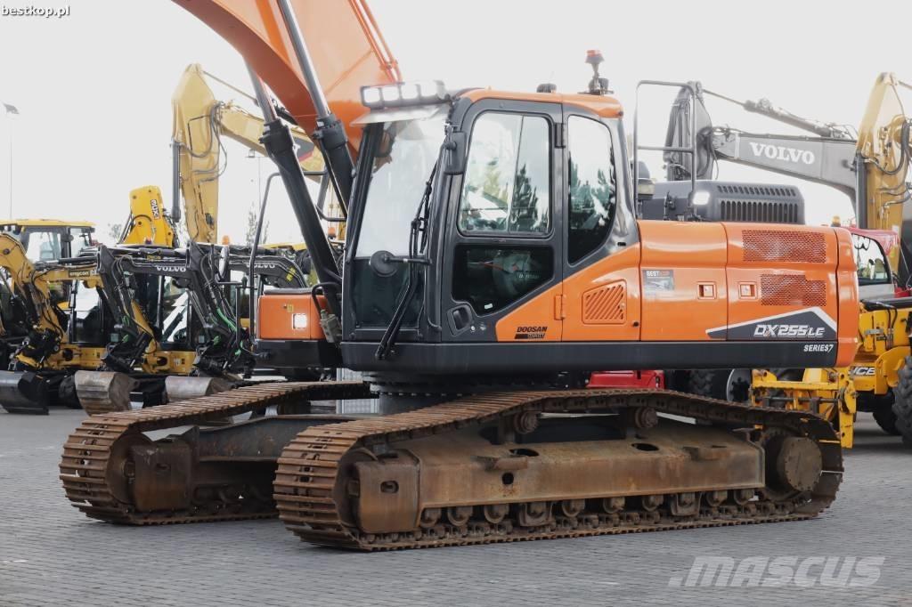 Doosan DX 255 LC-7 Escavadoras de rastos