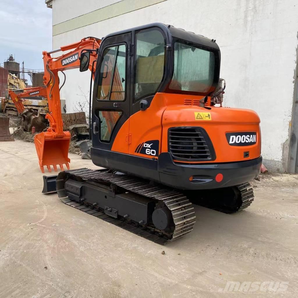 Doosan DX 60-9 C Mini Escavadoras <7t
