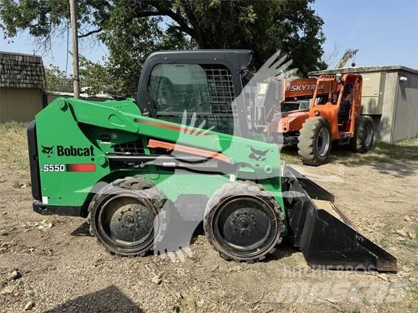 Bobcat S550 Carregadoras de direcção deslizante