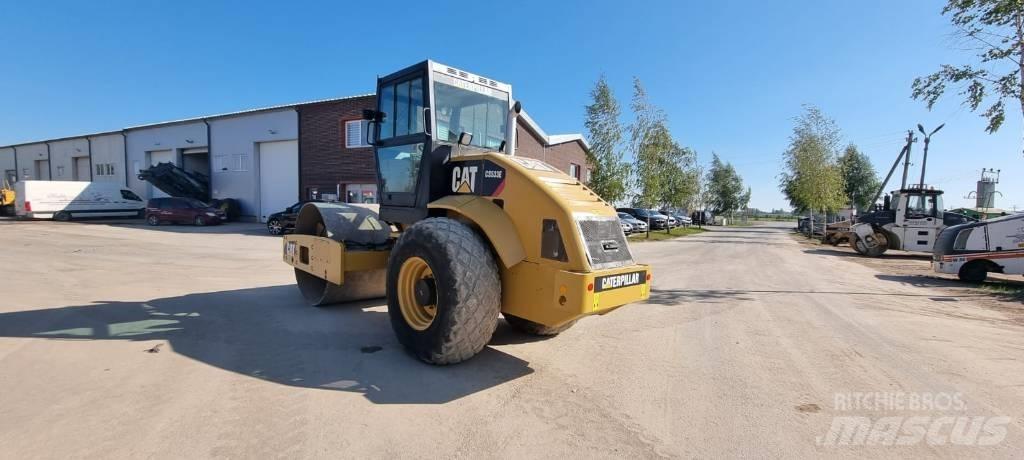 CAT CS 533 Cilindros Compactadores monocilíndricos