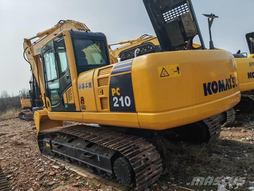 Komatsu 210 Escavadoras de rastos
