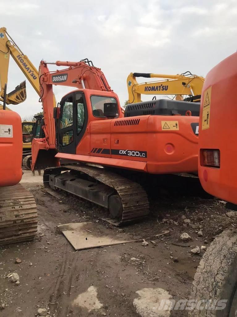 Doosan dx300 Escavadoras de rastos