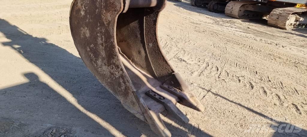 Daewoo SL 130 LC-V Escavadoras de rastos