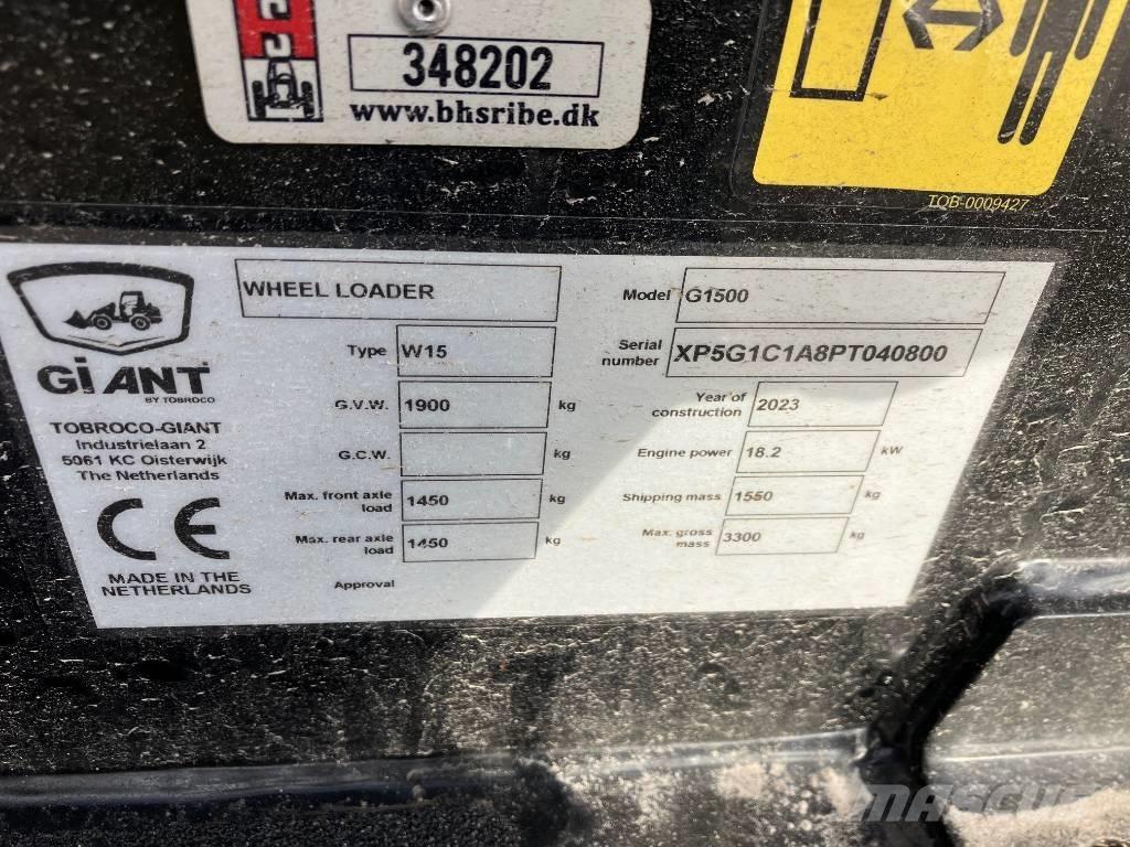 GiANT G 1500 Carregadora multifunções