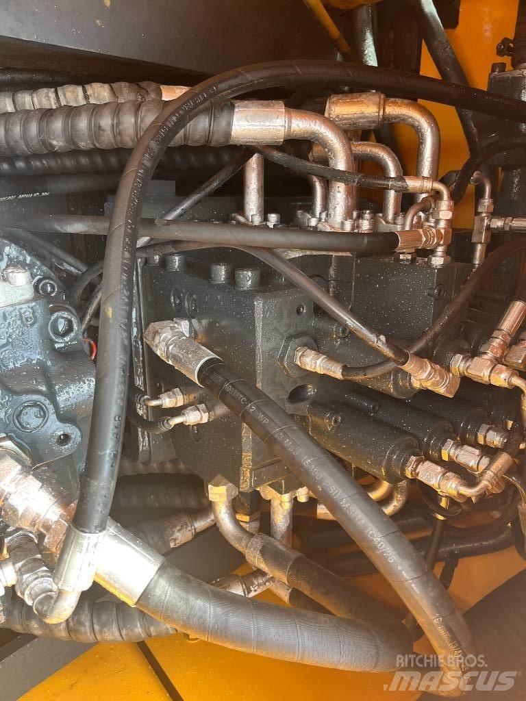 Hyundai 220LC-9S Escavadoras de rastos