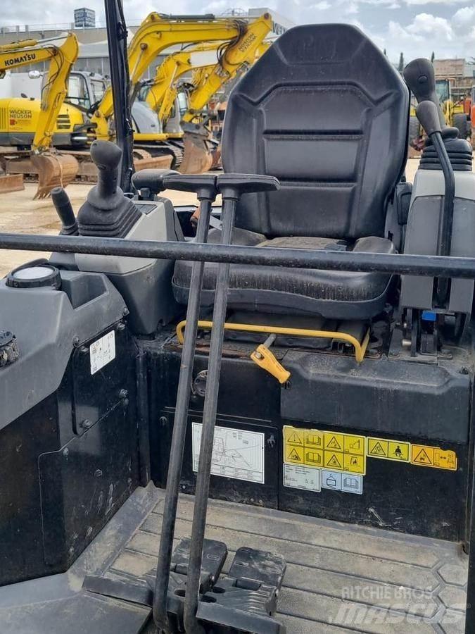 CAT 301.5 Mini Escavadoras <7t