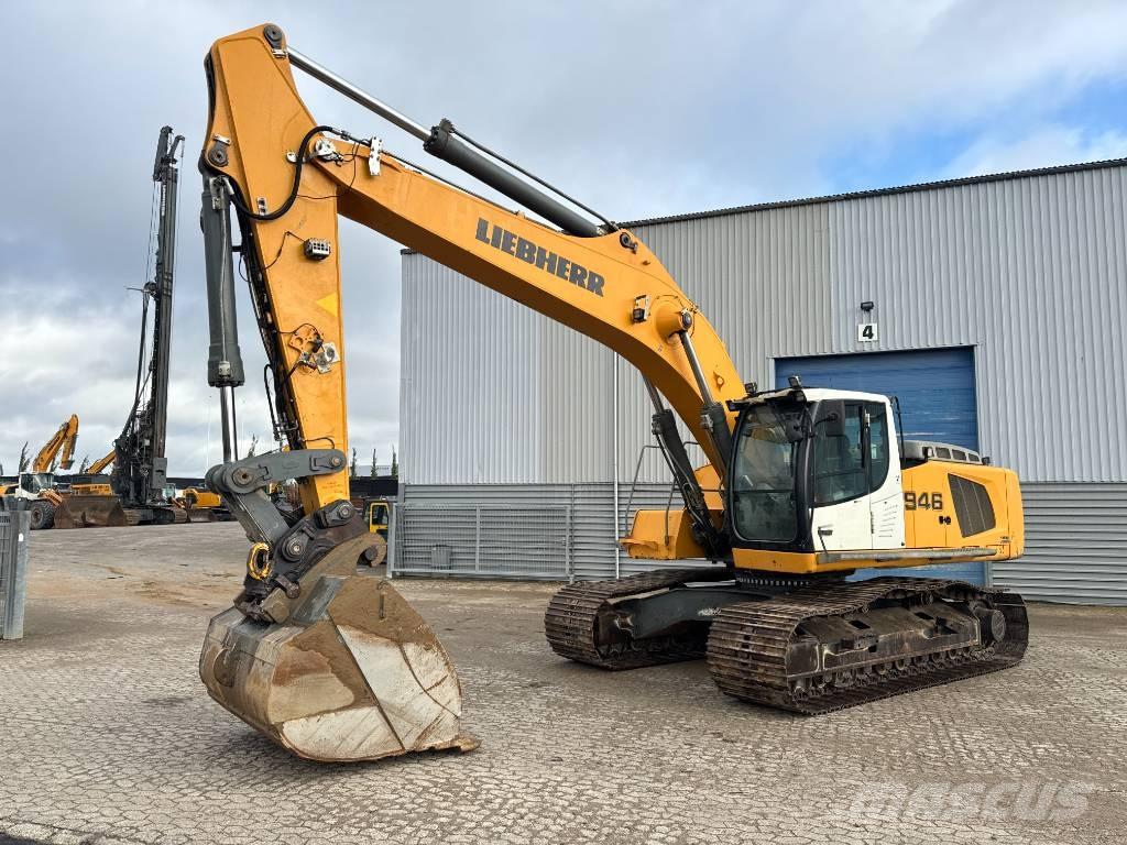 Liebherr R 946 Escavadoras de rastos