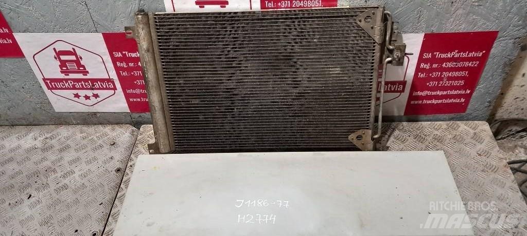 Iveco Starlis.     H2774 Radiadores camiões e carrinhas