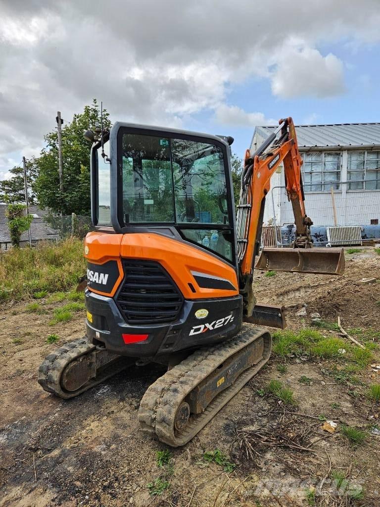 Doosan DX 27 Z Mini Escavadoras <7t