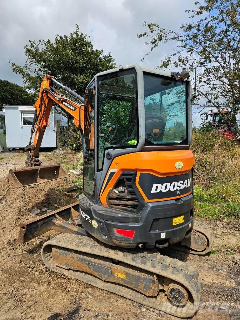 Doosan DX 27 Z Mini Escavadoras <7t