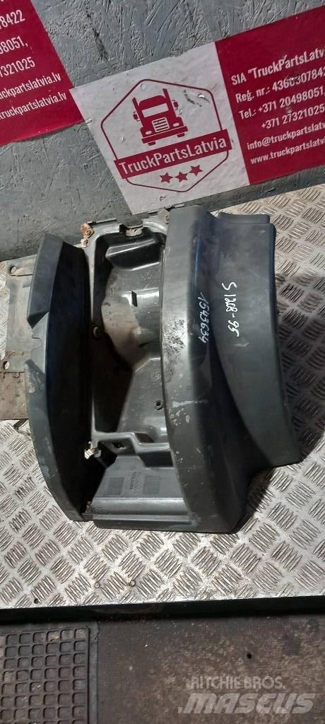 Scania 94 D.   1543634 Cabines e interior