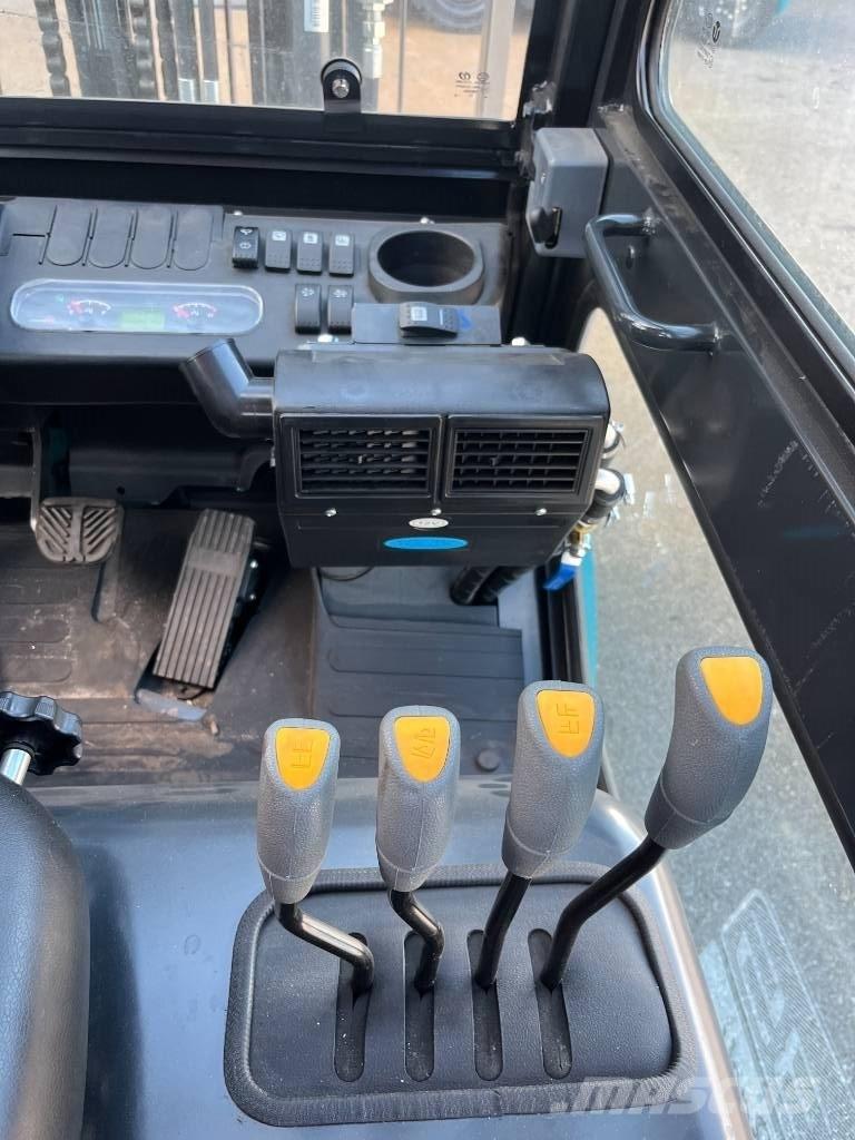 Baoli KBD35+ Triplex Empilhadores Diesel