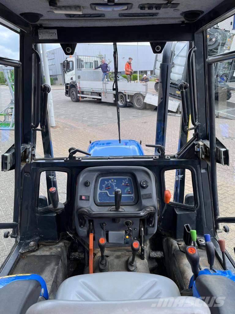 New Holland TK 4030f Tratores Agrícolas usados