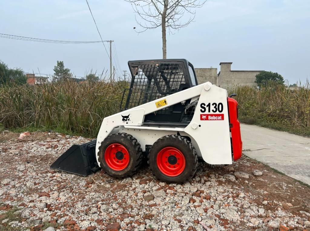 Bobcat S 130 Carregadoras de direcção deslizante
