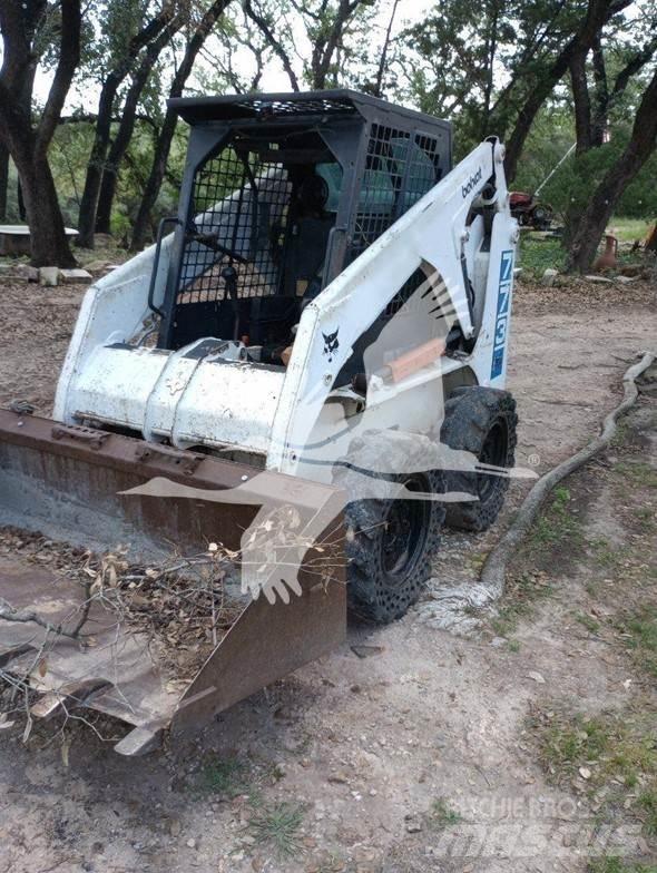 Bobcat 773 Carregadoras de direcção deslizante