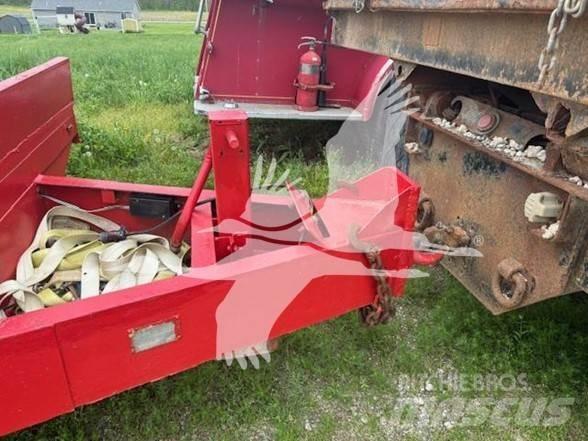 Sterling L7500 Camiões basculantes