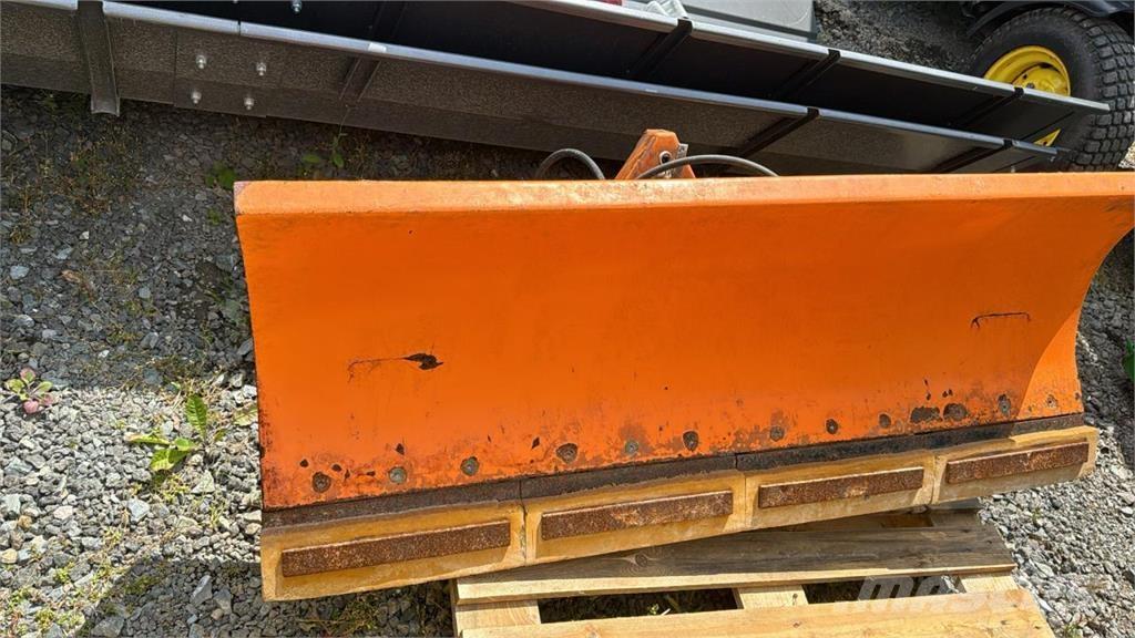 John Deere 3720 Tractores compactos