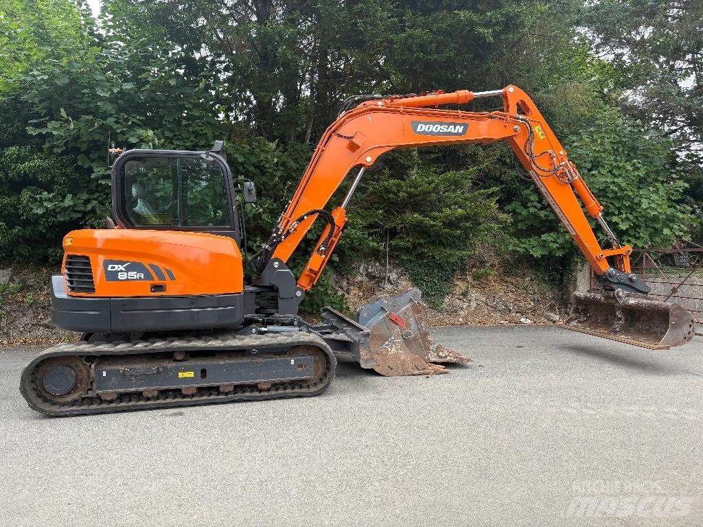 Doosan DX 85 R Escavadoras Midi 7t - 12t