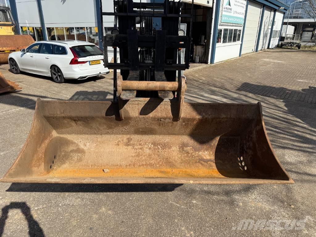 Komatsu HB 215 LC-2 Escavadoras de rastos