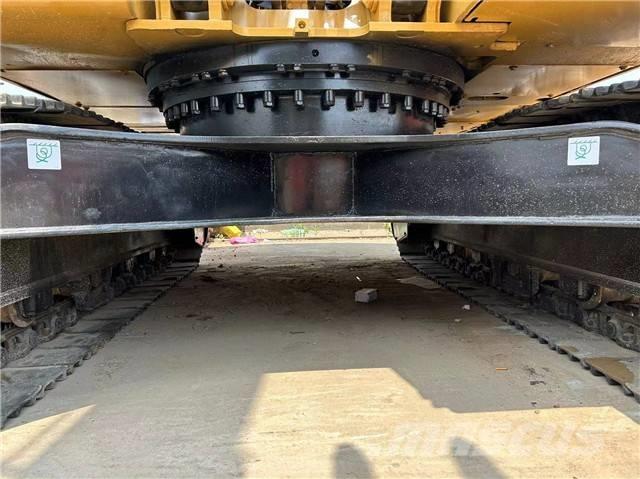 CAT 320 D Escavadoras de rastos