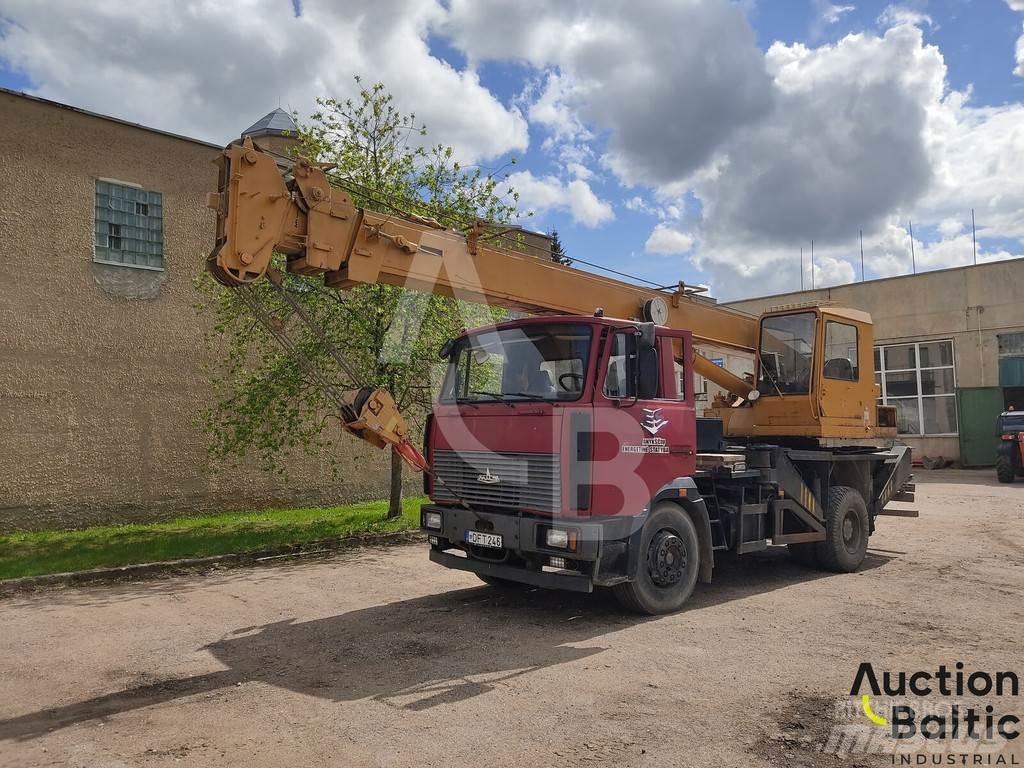 MAZ 533731 Gruas Todo terreno