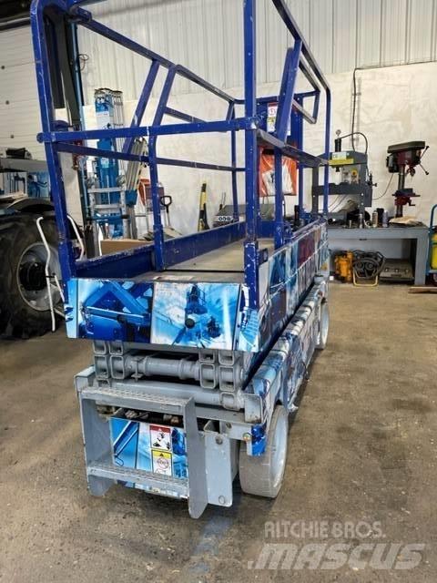 Haulotte Compact 8 Elevadores de tesoura