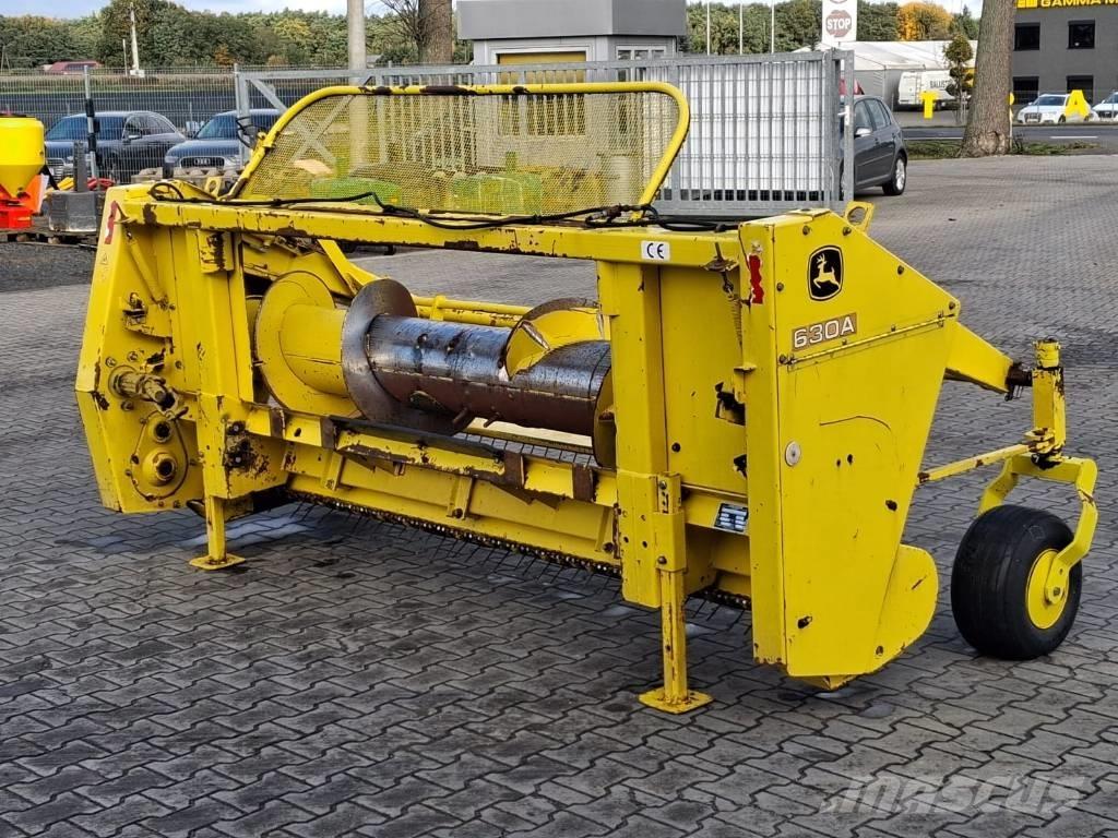 John Deere 630 A Forrageiras auto-propulsionadas