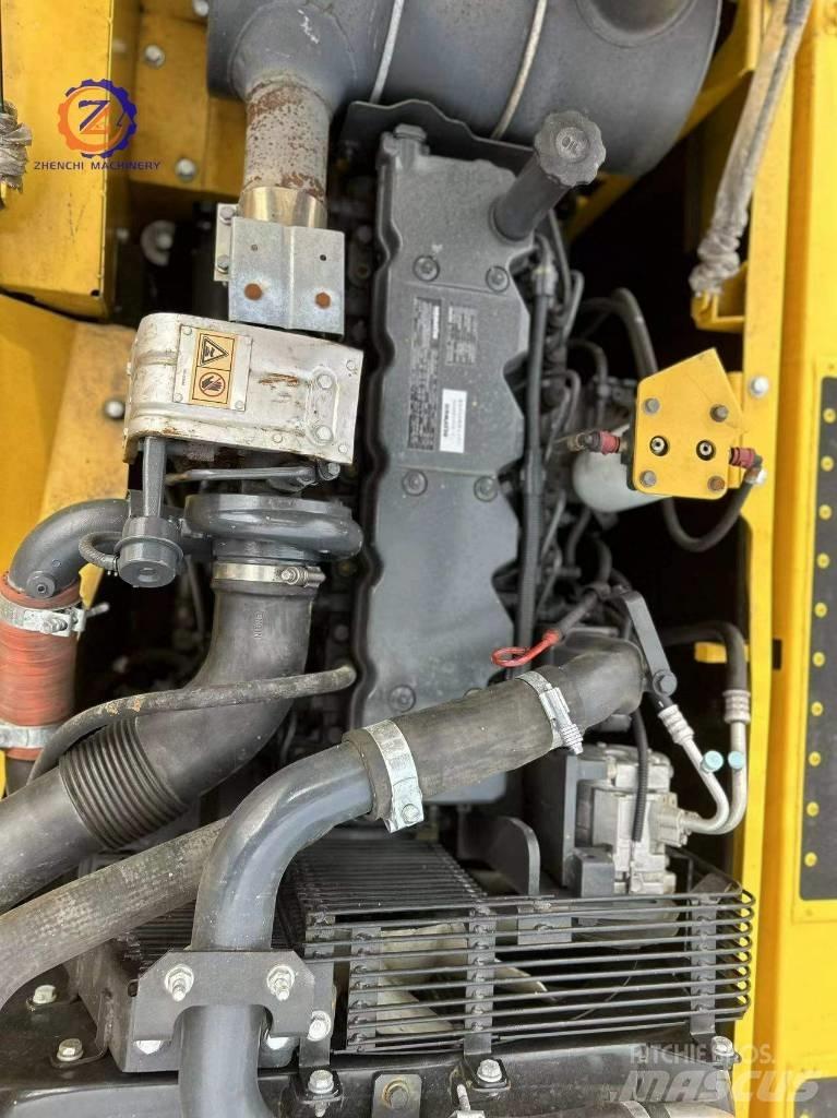 Komatsu PC 240-8 Escavadoras de rastos
