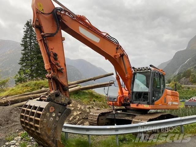 Doosan DX 225 LC-3 Escavadoras de rastos