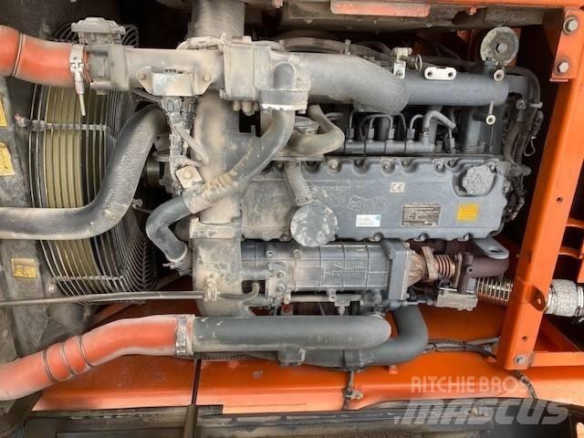 Doosan DX 225 LC-3 Escavadoras de rastos