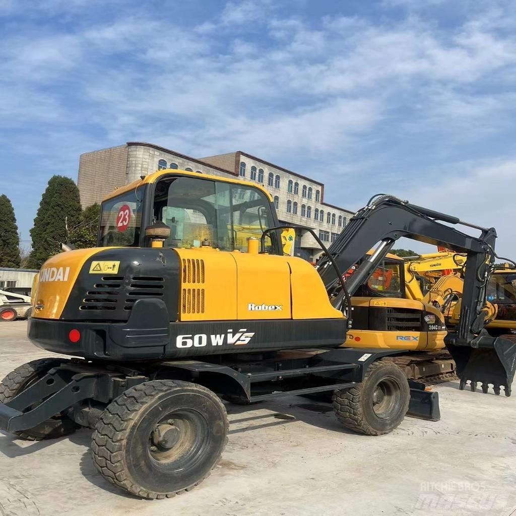 Hyundai R60W-9 Escavadoras de rodas