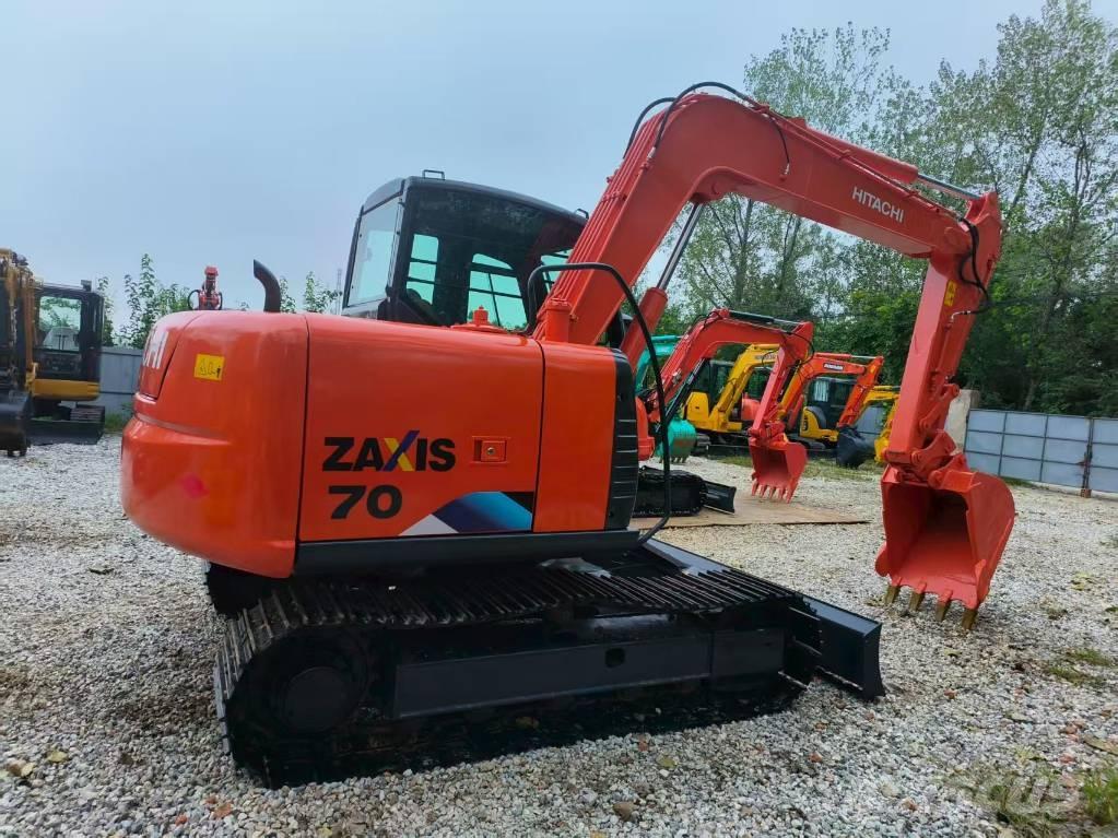 Hitachi ZX 70 Mini Escavadoras <7t