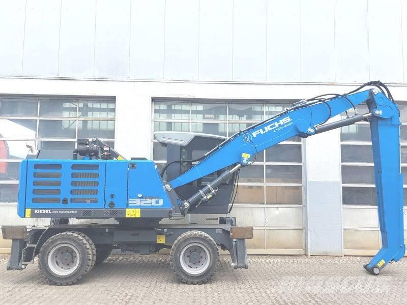 Fuchs MHL 320 F Manipuladores de resíduos / indústria
