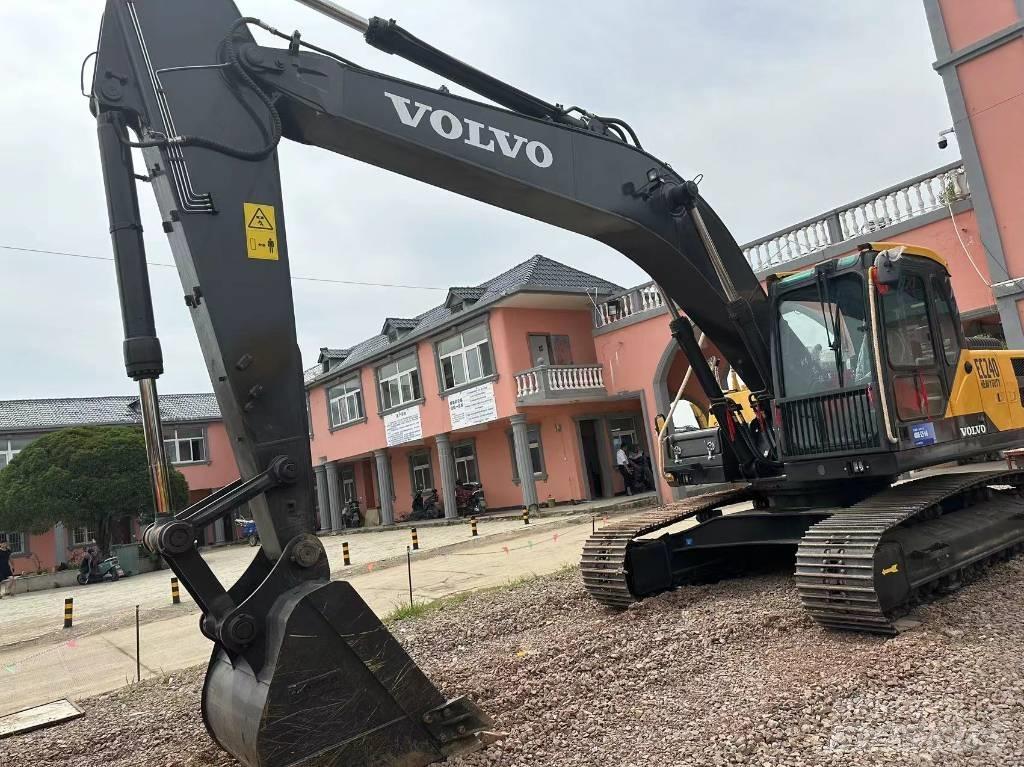 Volvo EC 240 Escavadoras de rastos