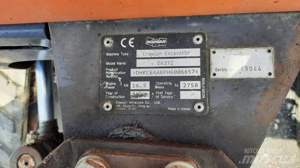 Doosan DX 27 Z Mini Escavadoras <7t