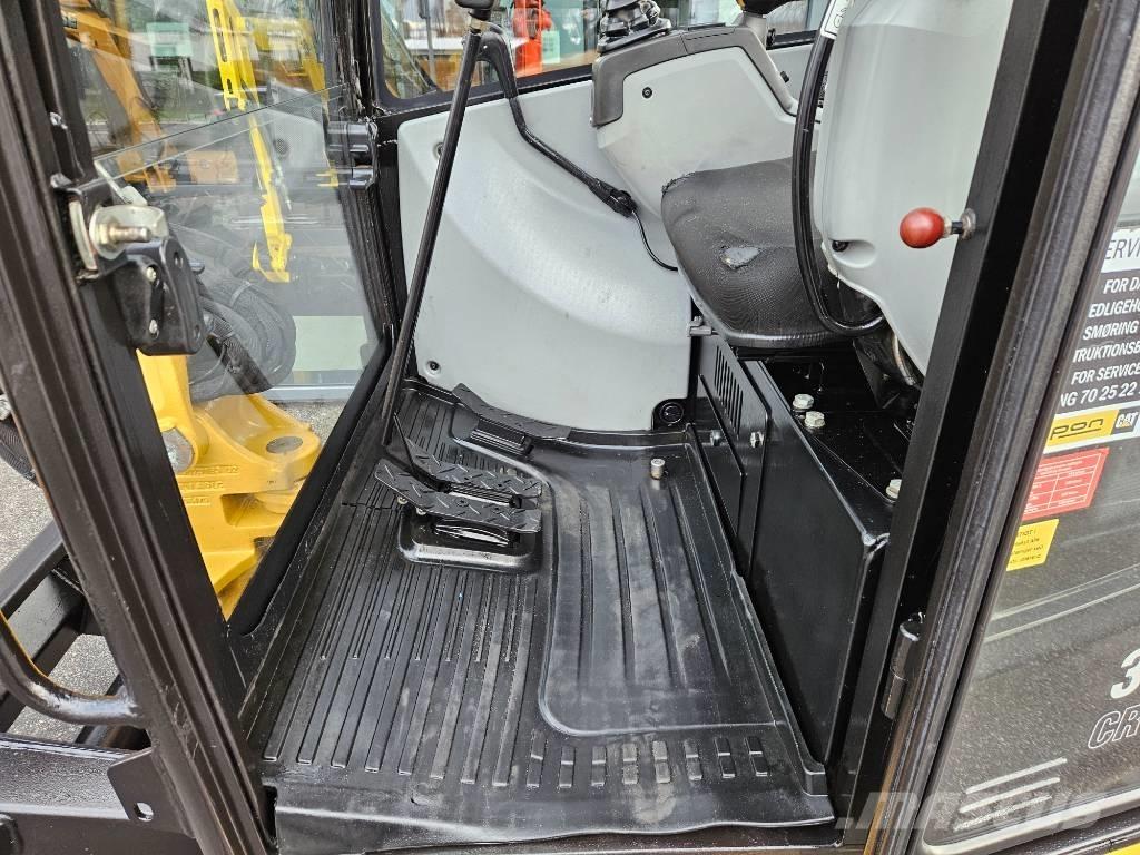 CAT 302.7 D CR Mini Escavadoras <7t