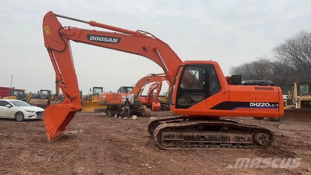 Doosan DH 220 Escavadoras de rastos