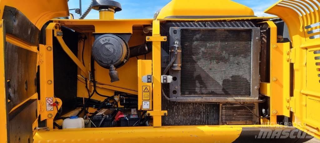 JCB JS 220 LC Escavadoras de rastos