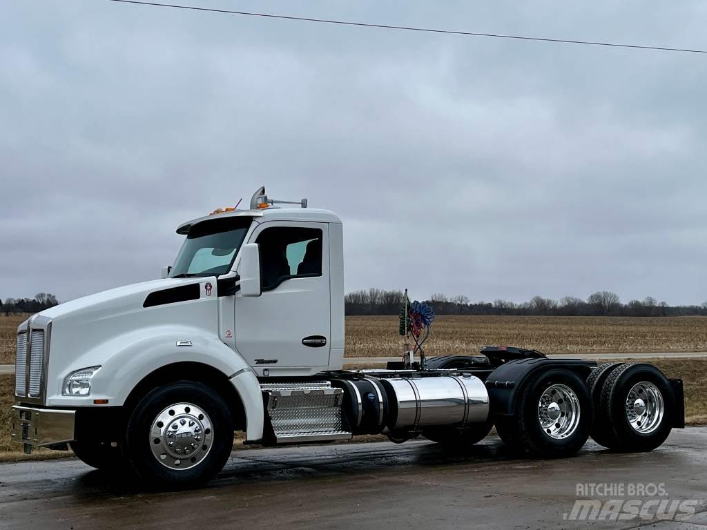Kenworth T 880 Tractores (camiões)
