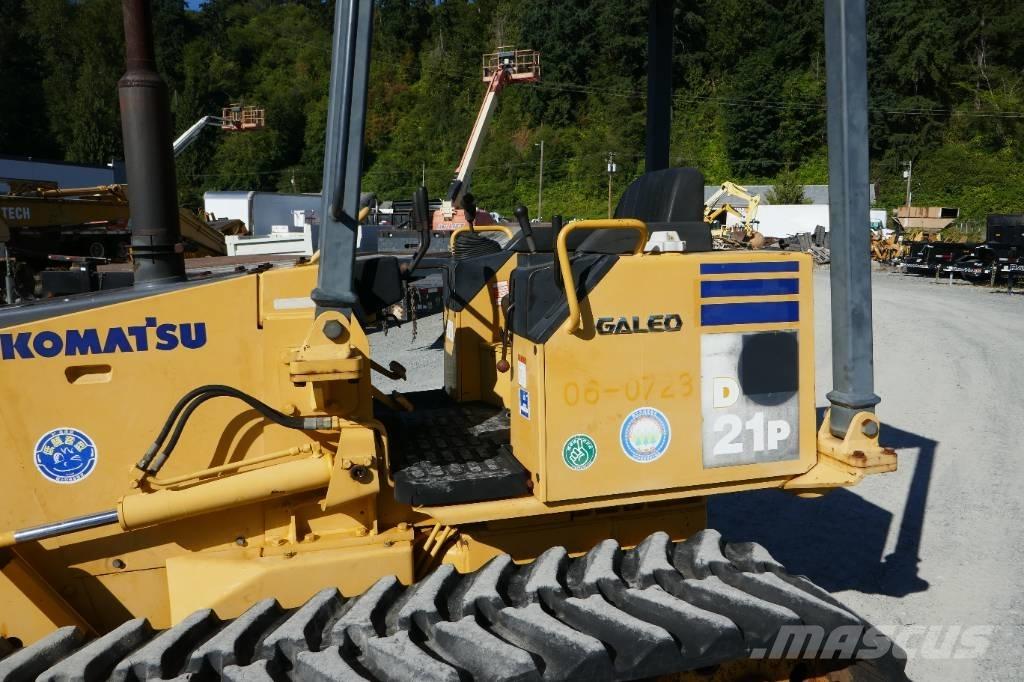 Komatsu D 21 P-8 Dozers - Tratores rastos