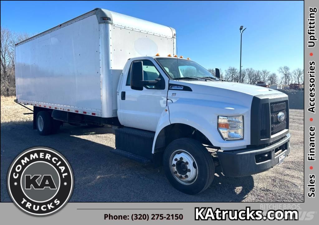 Ford F 650 Camiões de caixa fechada