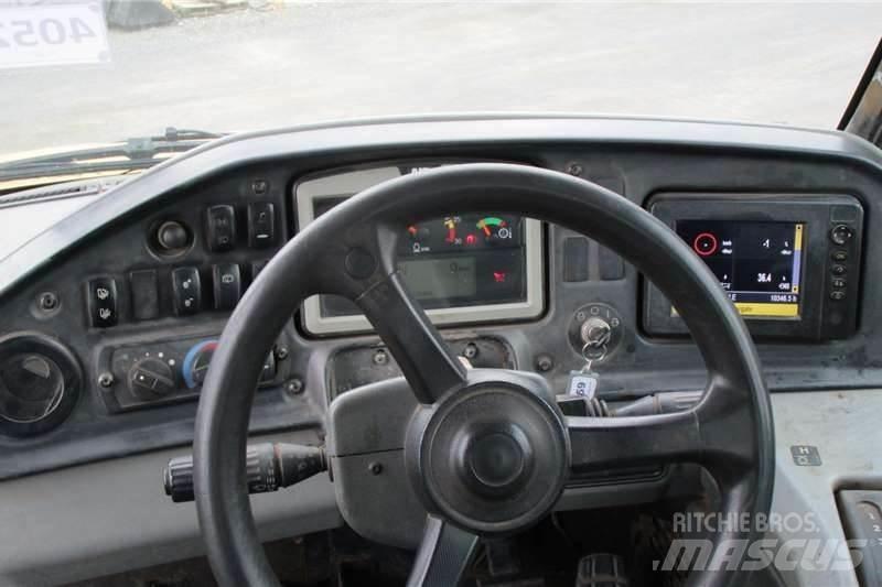 CAT 730C2 Camiões articulados