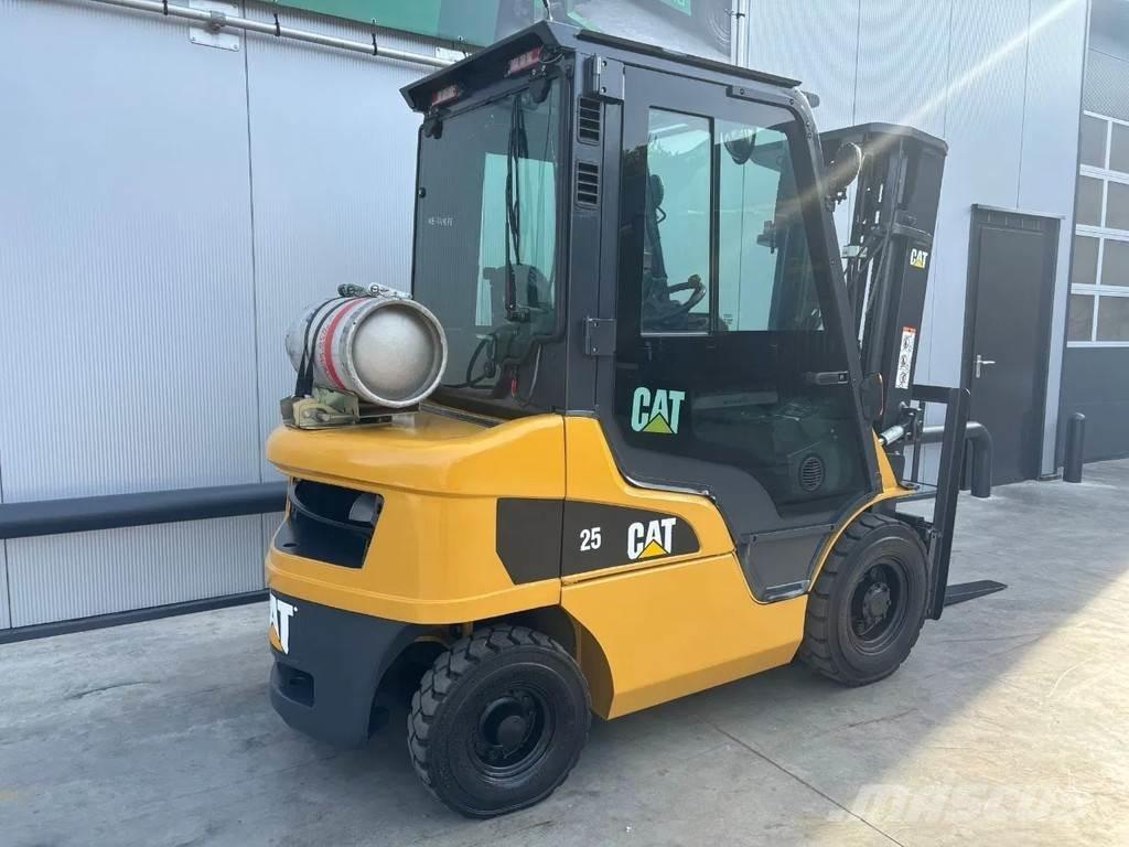 CAT GP25N Heftruck Empilhadores a gás