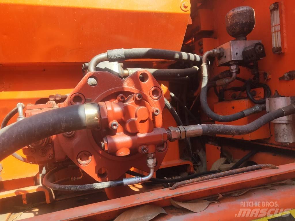 Doosan DH220LC-7 Escavadoras de rastos